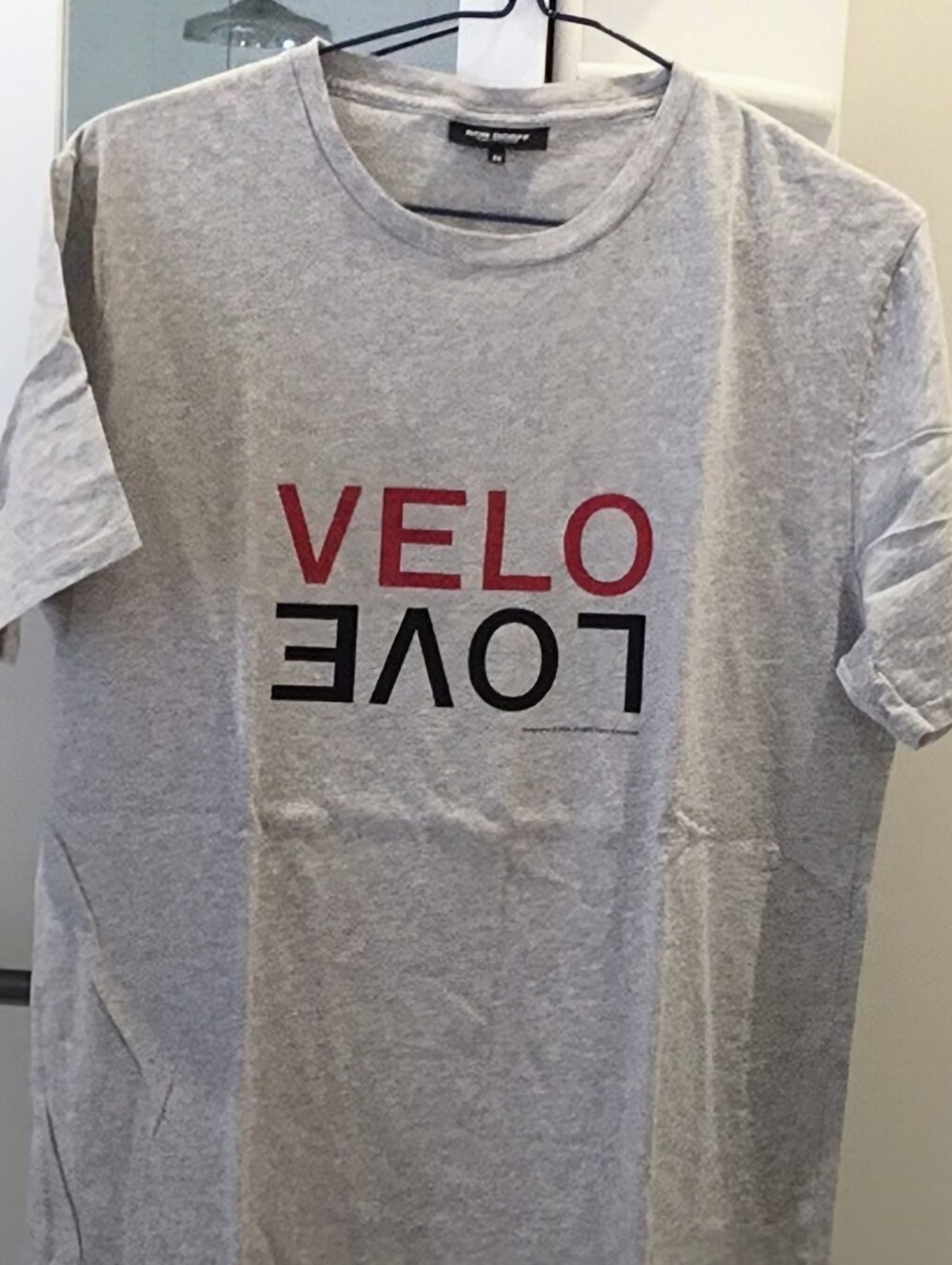Nwot Ron Dorff  LOVE  Graphic spellout Shirt size Medium